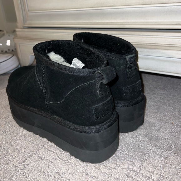 Platform Uggs in Black - Picture 8 of 10